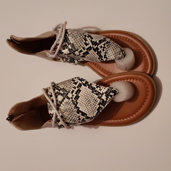 Snakeskin Gladiator Sandles - Picture 5 of 5